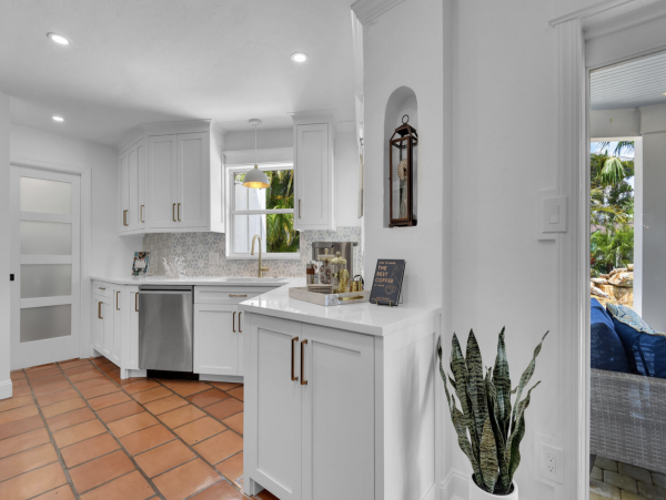 Naples Vacation Home With Private Pool Short Walk To Beach